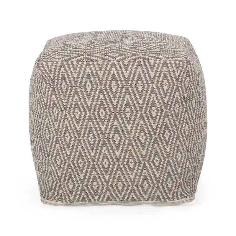 Pouf a cubo in cotone Boven, realizzato a mano, di Christopher Knight Home