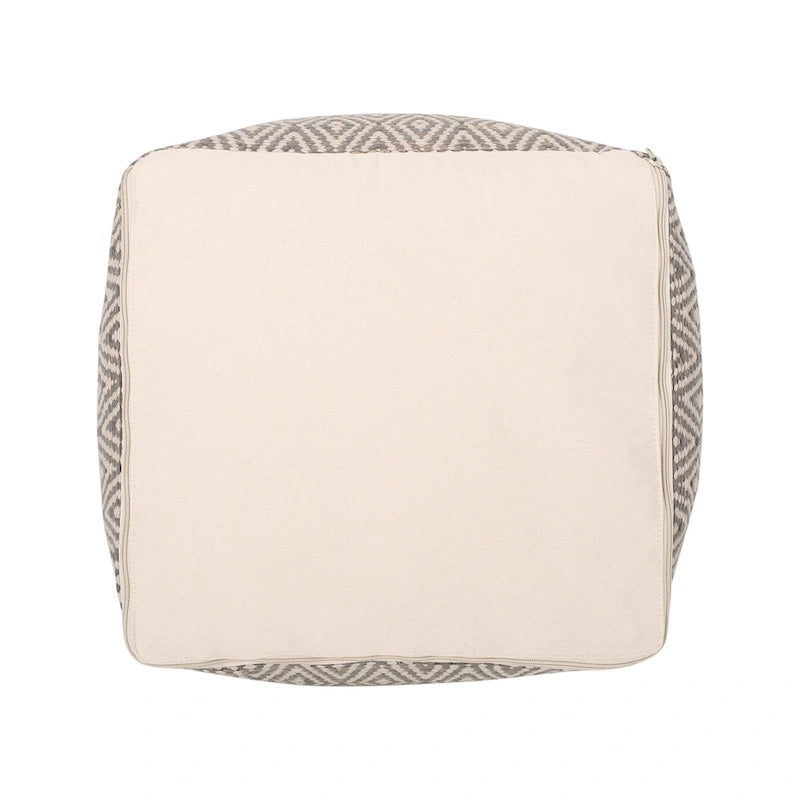 Pouf a cubo in cotone Boven, realizzato a mano, di Christopher Knight Home