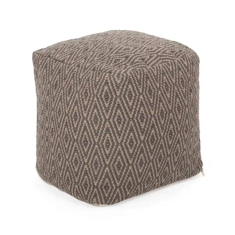 Pouf a cubo in cotone Boven, realizzato a mano, di Christopher Knight Home