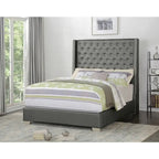 Letto imbottito Newell in similpelle grigia con bottoni